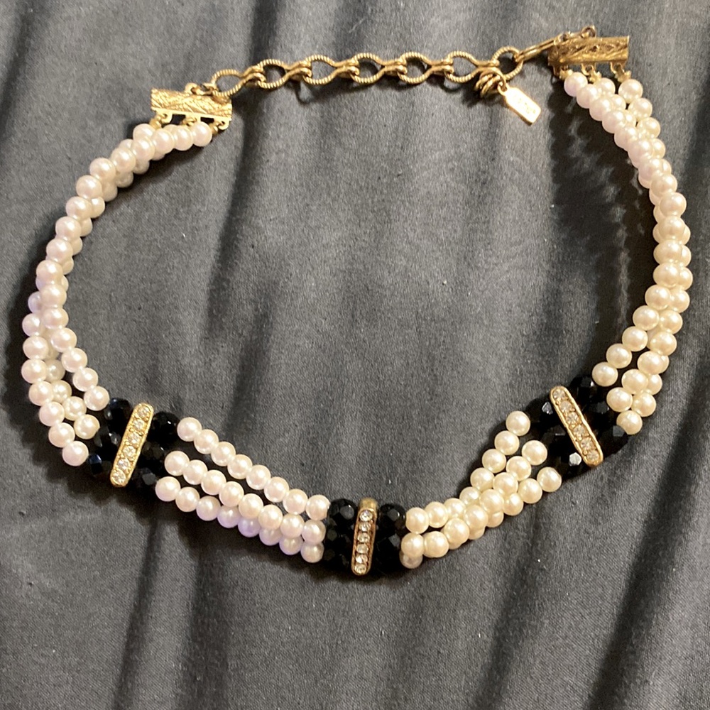 Faux pearl adjustable pearl necklace with Antique Couture Crystal